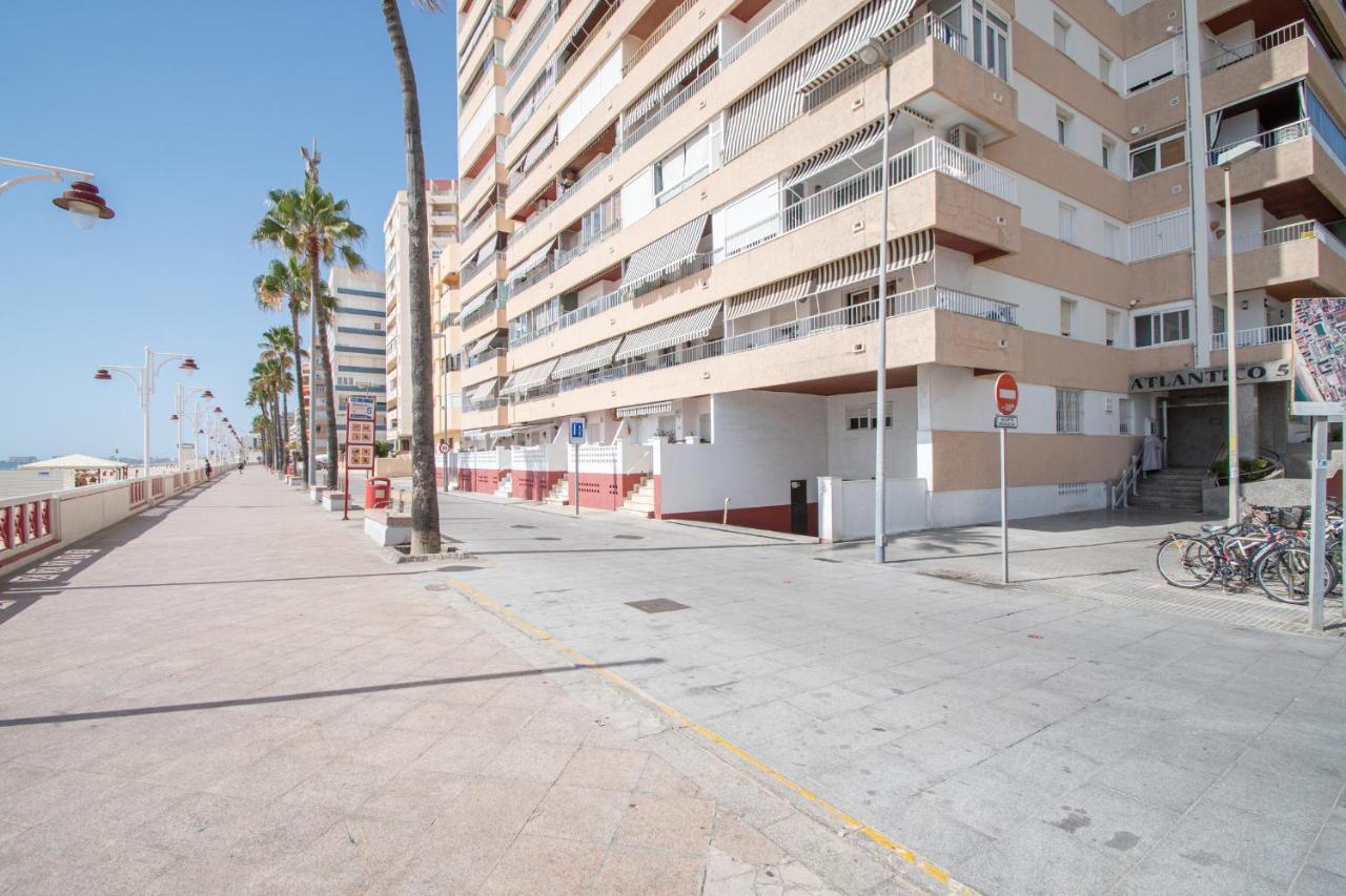 Apartamento El Espejo Del Mar De Cadiz Apartment Luaran gambar