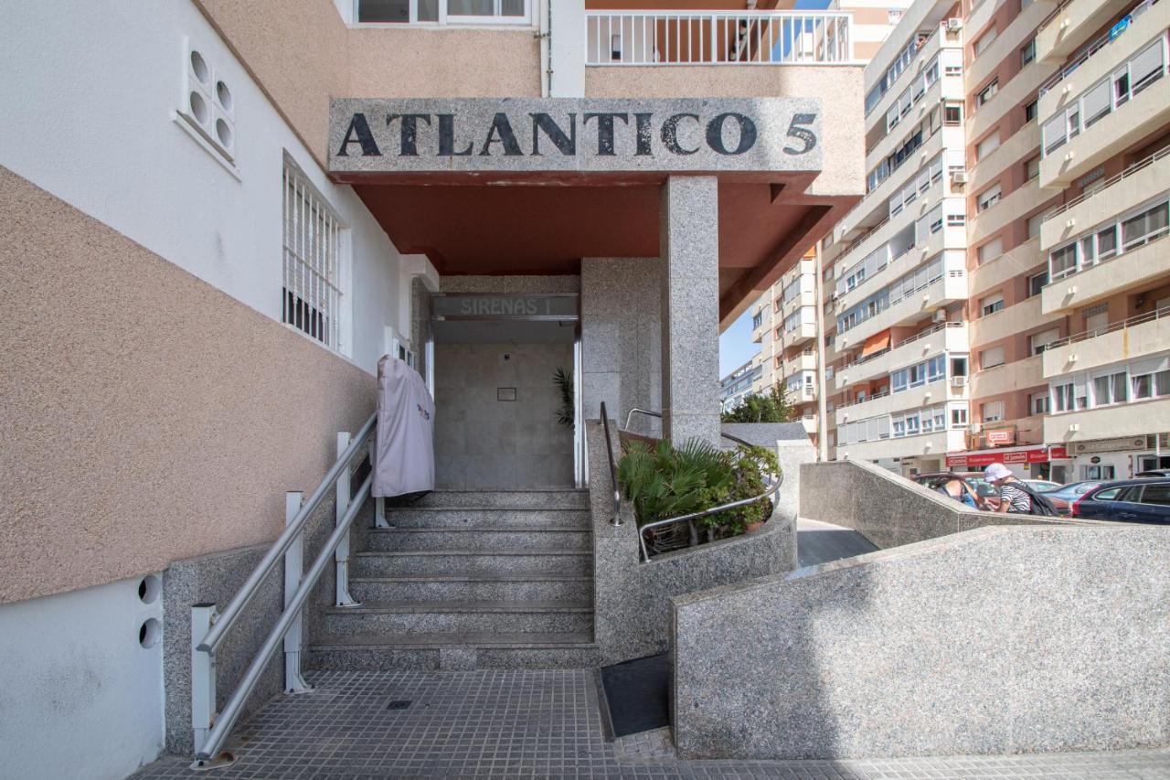 Apartamento El Espejo Del Mar De Cadiz Apartment Luaran gambar